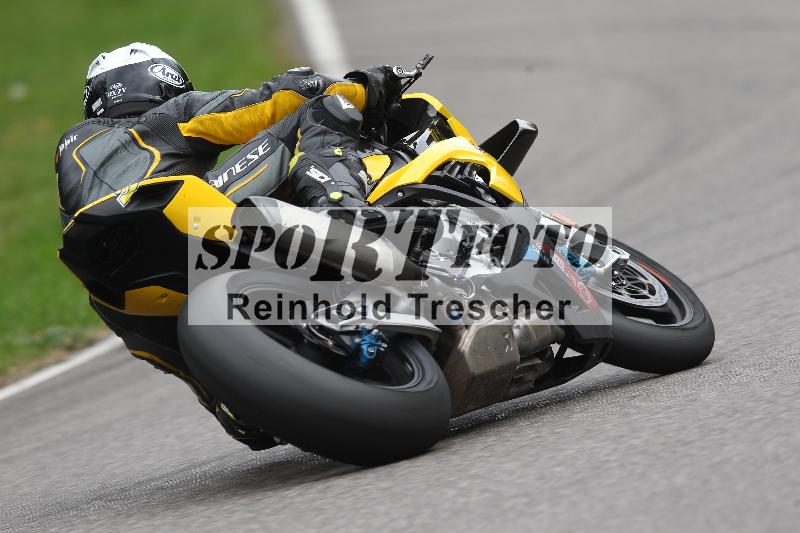 Archiv-2022/68 13.10.2022 Speer Racing ADR/Freies Fahren rot und gelb/57
